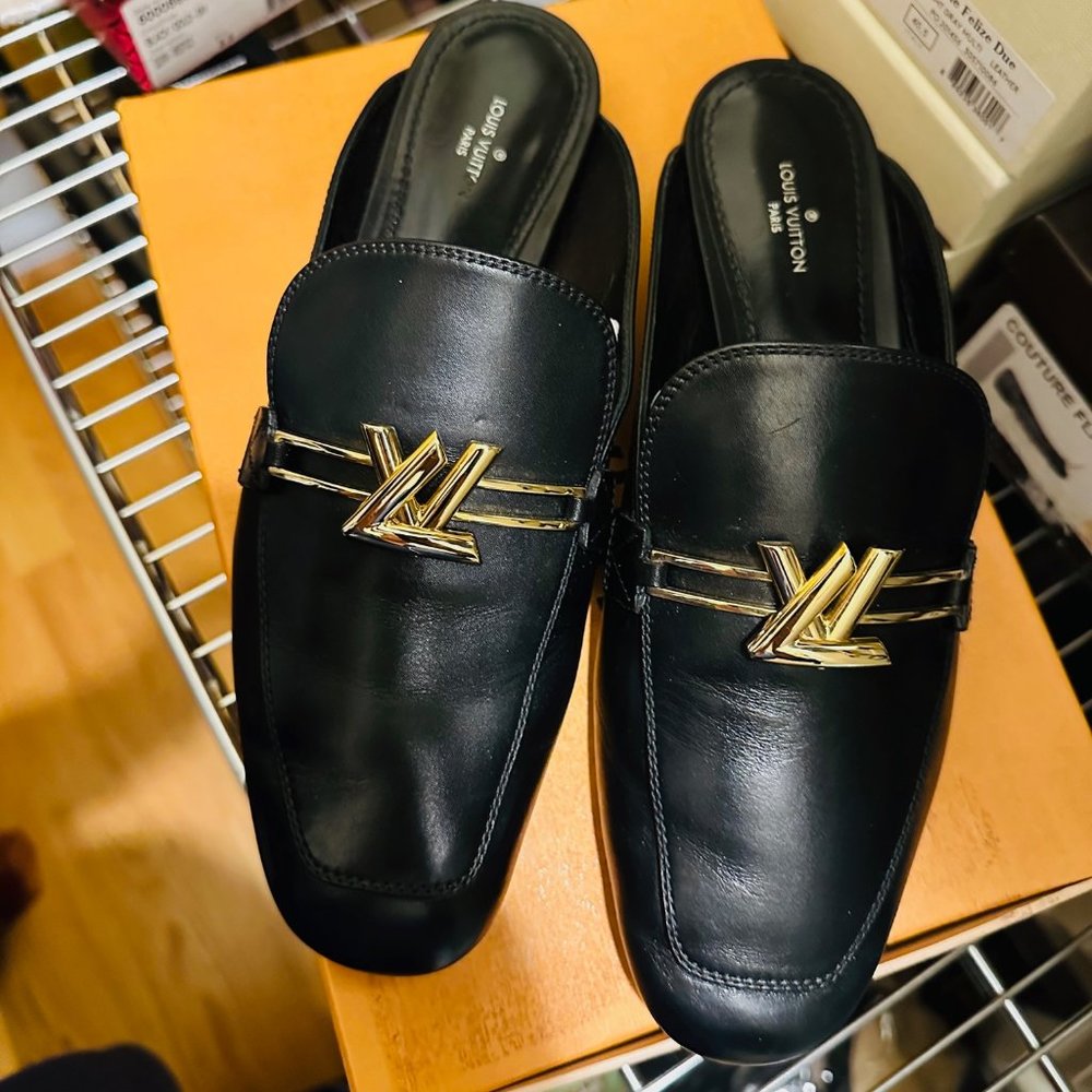 Louis Vuitton open back Flat - 39